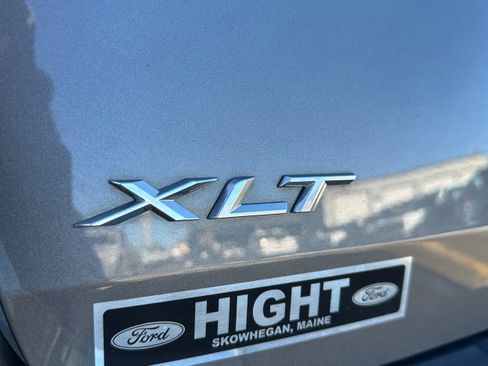 Used 2022 Ford Explorer XLT w/ Class IV Trailer Tow Package AWD/4WD image 28