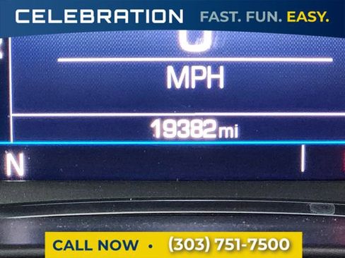 Used 2023 GMC Acadia SLE w/ Driver Convenience Package image 26