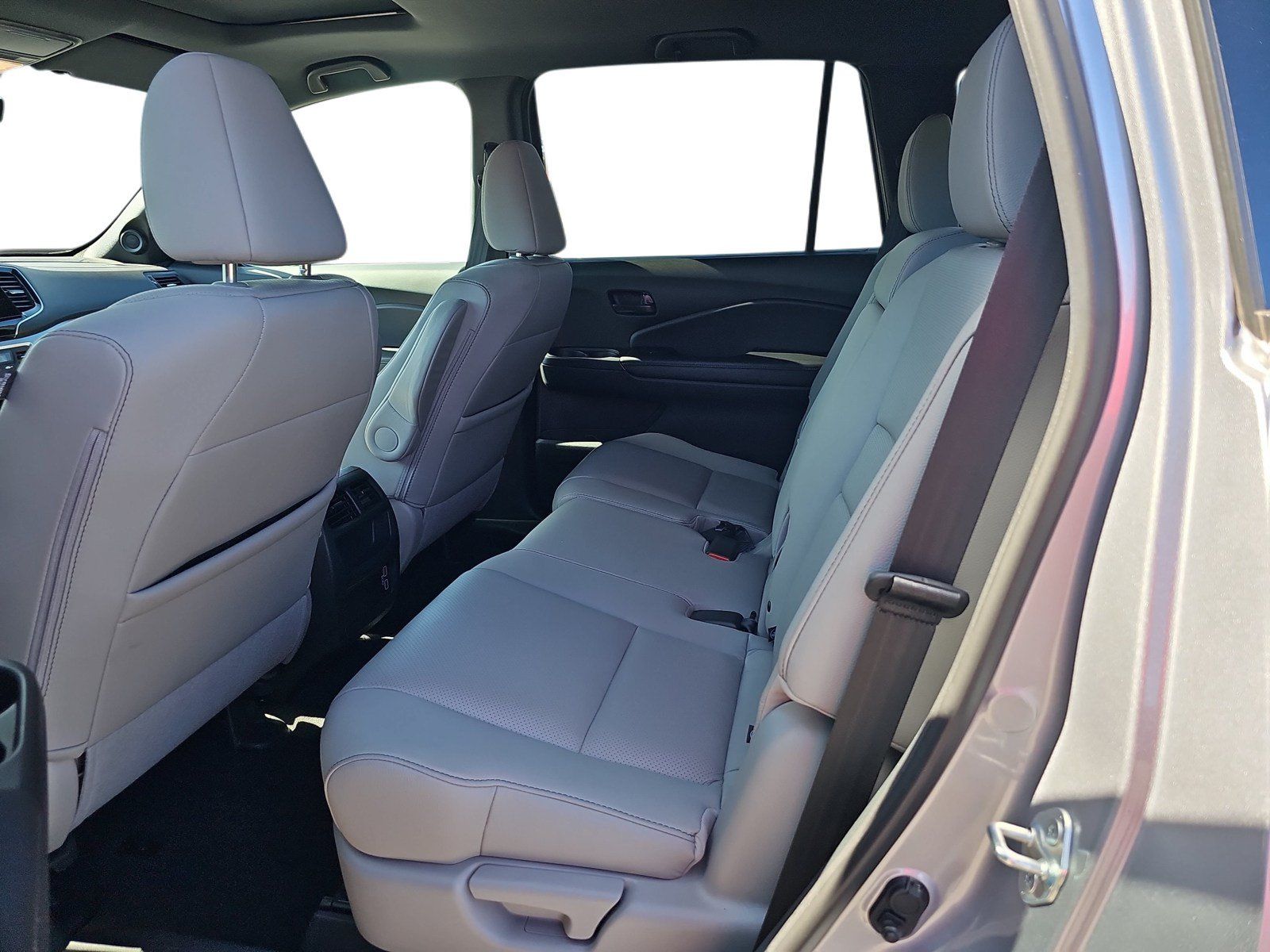 Used 2023 Honda Passport EX-L image 11
