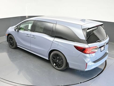 Used 2025 Honda Odyssey Sport-L image 30