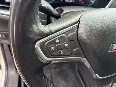 Used 2018 Chevrolet Equinox LT image 18