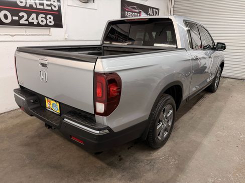 Used 2020 Honda Ridgeline RTL-E image 4