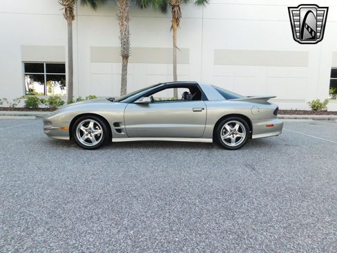 Used 1999 Pontiac Firebird Formula w/ Security Pkg image 5