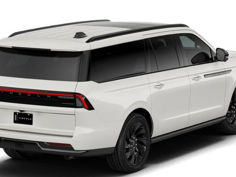 New 2027 Lincoln Navigator L Reserve AWD/4WD image 26