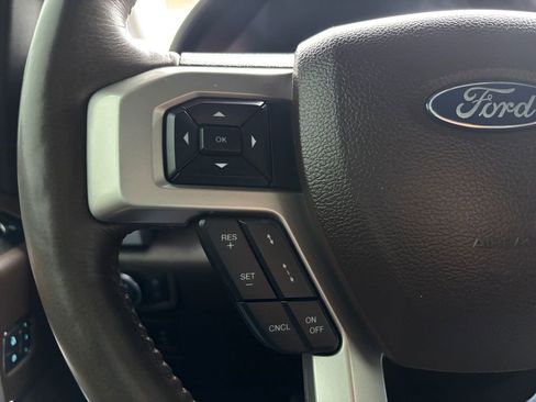 Used 2018 Ford F150 King Ranch w/ Equipment Group 601A Luxury image 19