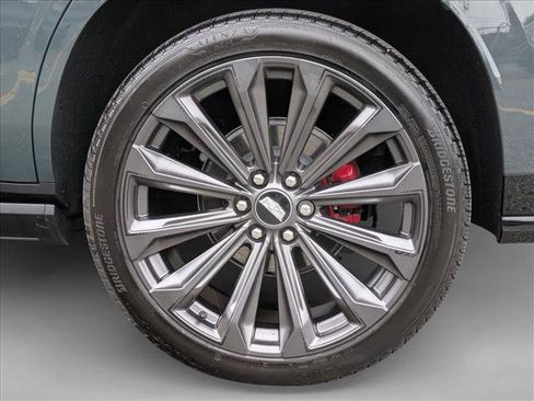 Used 2026 Cadillac Escalade V w/ LPO, Floor Liner Package AWD/4WD image 28