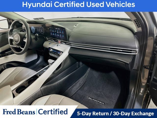 Certified 2026 Hyundai Elantra Limited FWD image 16