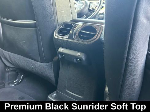 Used 2021 Jeep Wrangler Unlimited Sport AWD/4WD image 31
