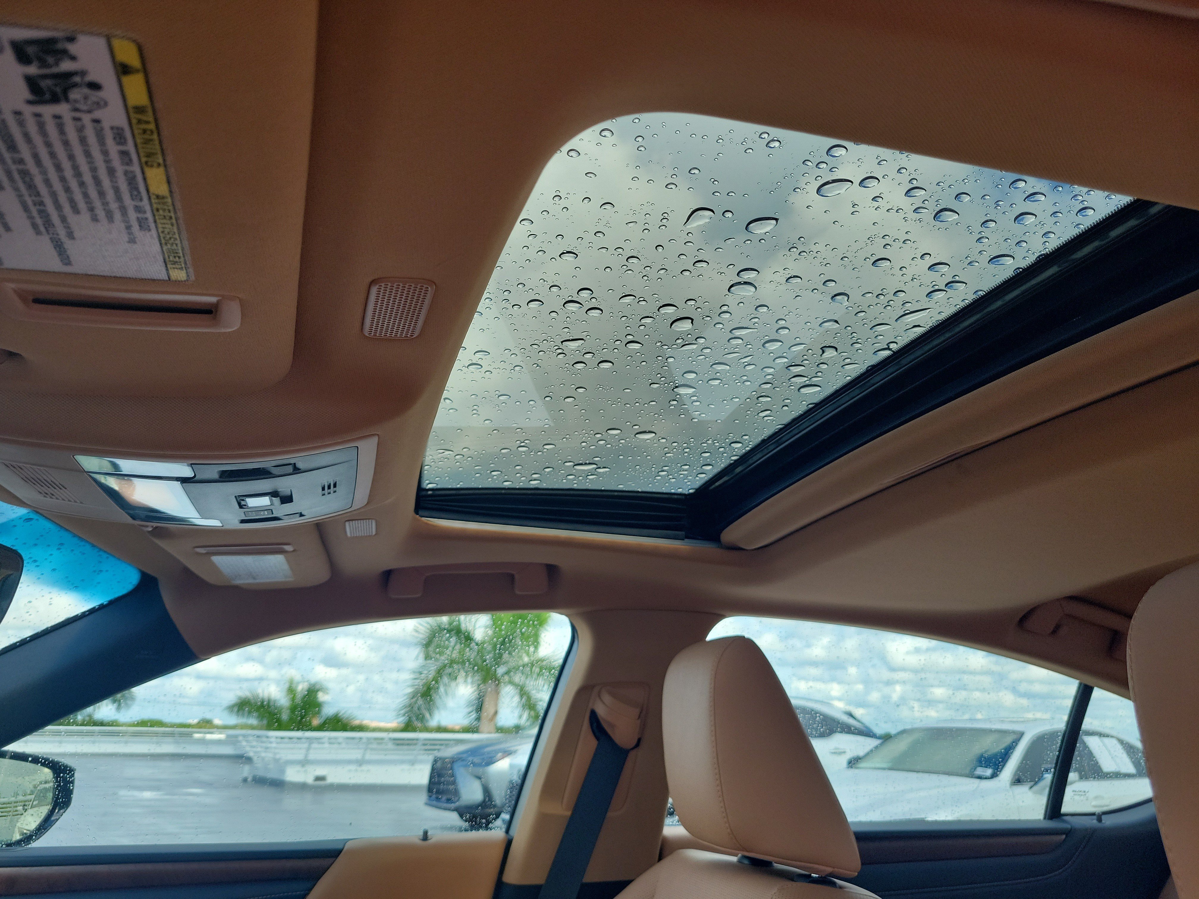 Used 2025 Lexus ES 350 w/ Premium Package FWD image 22