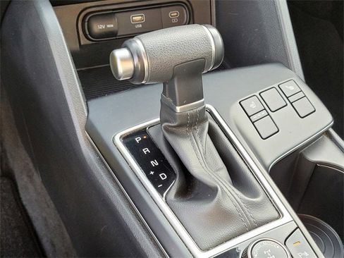 Used 2024 Kia Sportage LX image 19