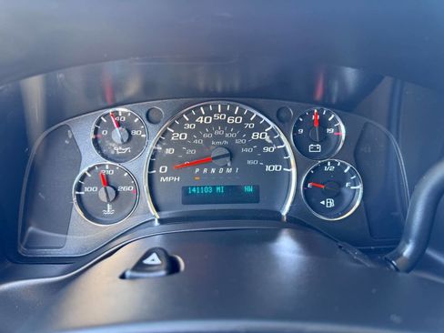 Used 2013 Chevrolet Express 3500 LT w/ LT Preferred Equipment Group image 18