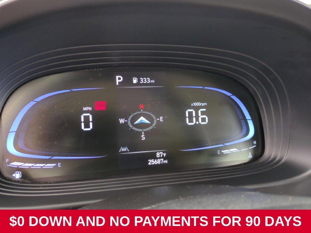 Used 2025 Hyundai Venue Limited FWD image 16