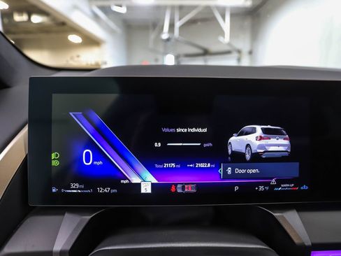 Certified 2025 BMW X3 xDrive30i w/ Convenience Package image 14