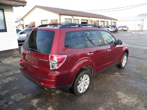 Used 2012 Subaru Forester 2.5X Premium w/ All-Weather Pkg image 3