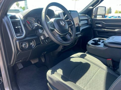 Used 2026 RAM 2500 Big Horn AWD/4WD image 35