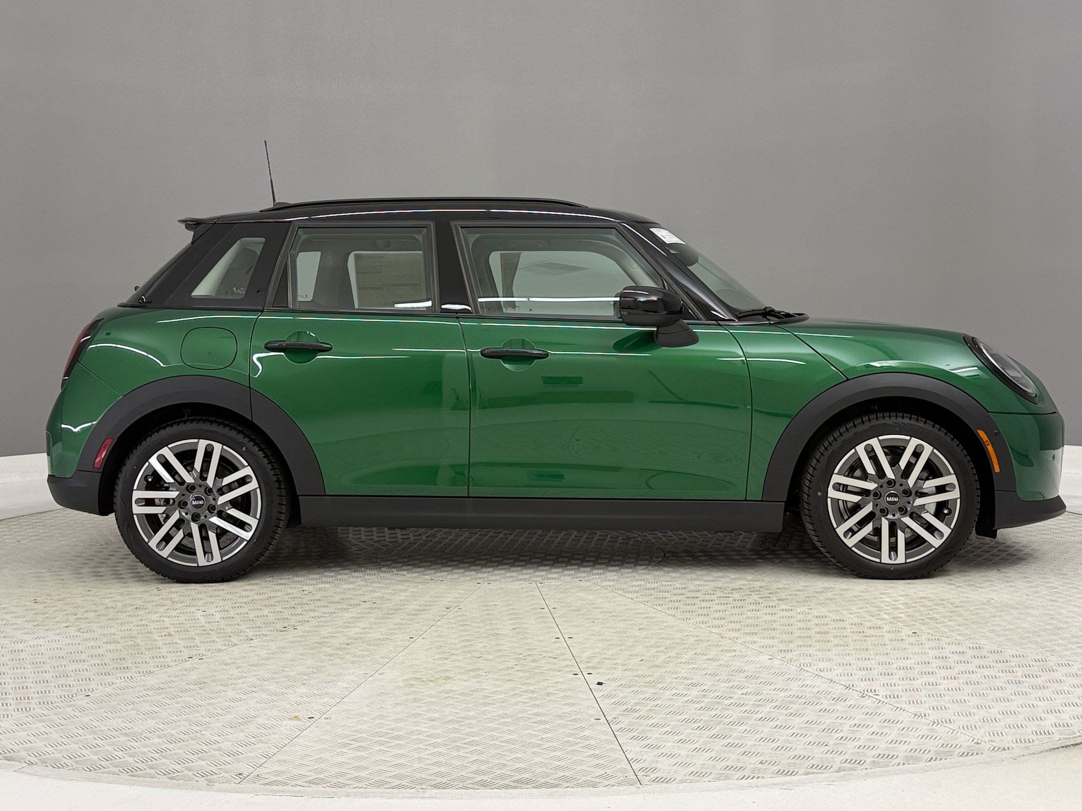 New 2026 MINI Cooper S FWD image 8
