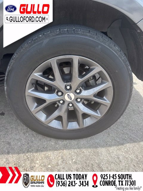 Used 2017 Ford Expedition Limited w/ Equipment Group 301A RWD image 8