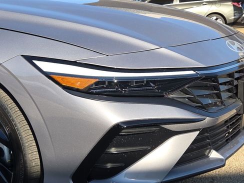 New 2026 Hyundai Elantra SEL Sport Premium w/ Cargo Package FWD image 4