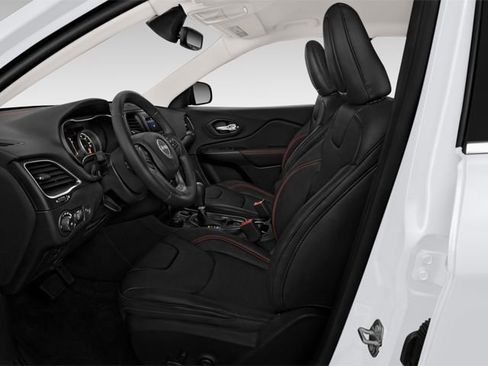 Used 2024 Jeep Compass Trailhawk w/ Trailhawk Elite Group image 10