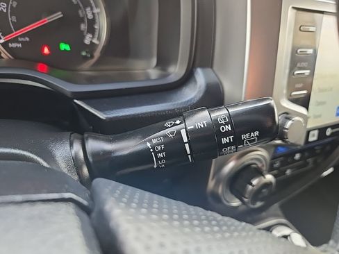 Used 2024 Toyota 4Runner Limited image 19
