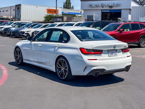 Used 2021 BMW 330i Sedan w/ M Sport Package RWD image 2
