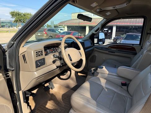 Used 2002 Ford F350 2WD Crew Cab DRW Super Duty image 16