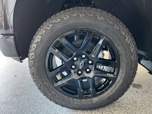 New 2026 Chevrolet Silverado 1500 Custom Trail Boss w/ Turbomax Blackout Package image 31