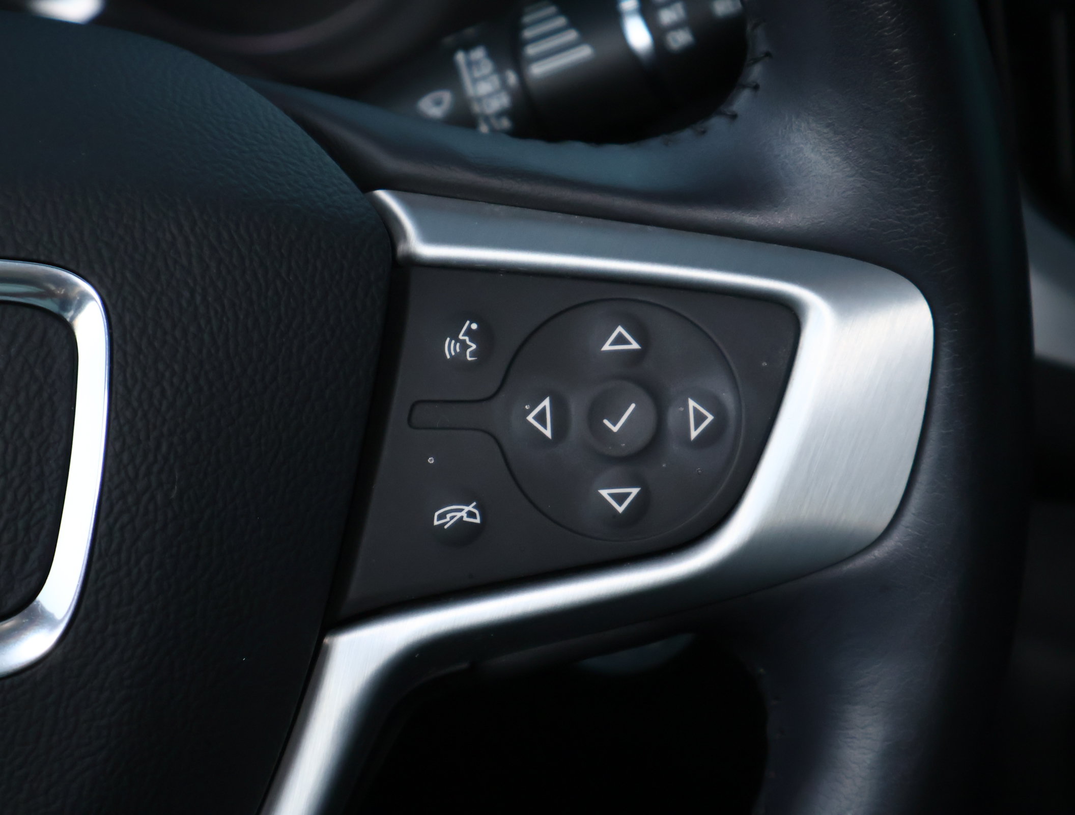 Used 2022 GMC Terrain SLT w/ Infotainment Package II FWD image 19