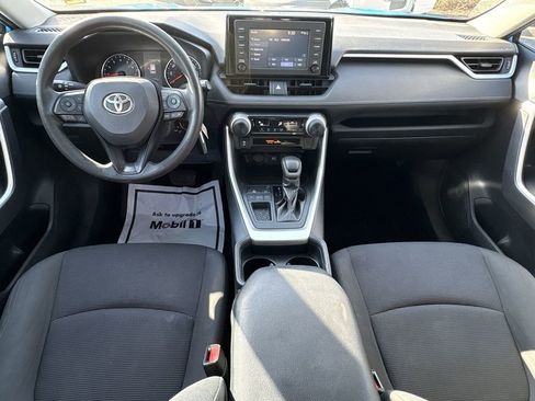 Used 2019 Toyota RAV4 LE image 20
