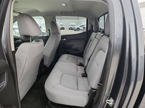 Used 2016 Chevrolet Colorado LT w/ LT Convenience Package image 6