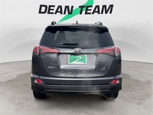 Used 2016 Toyota RAV4 LE image 7