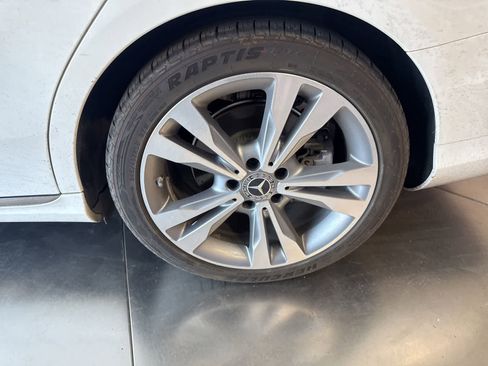 Used 2017 Mercedes-Benz C 300 Sedan image 9