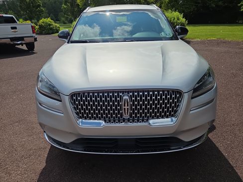 Used 2020 Lincoln Corsair AWD w/ Equipment Group 101A image 8