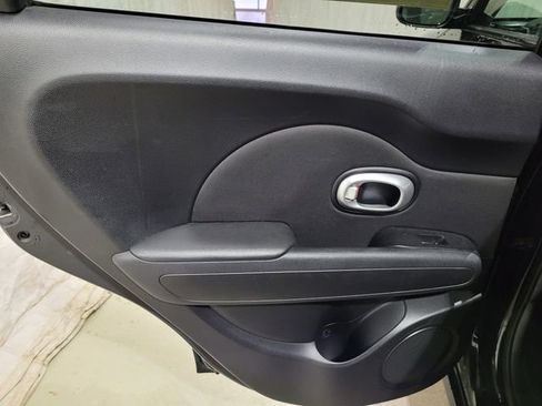 Used 2015 Kia Soul image 34