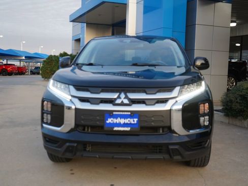 Used 2024 Mitsubishi Outlander Sport ES image 3