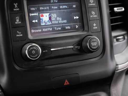 Used 2020 RAM 2500 Tradesman RWD image 23