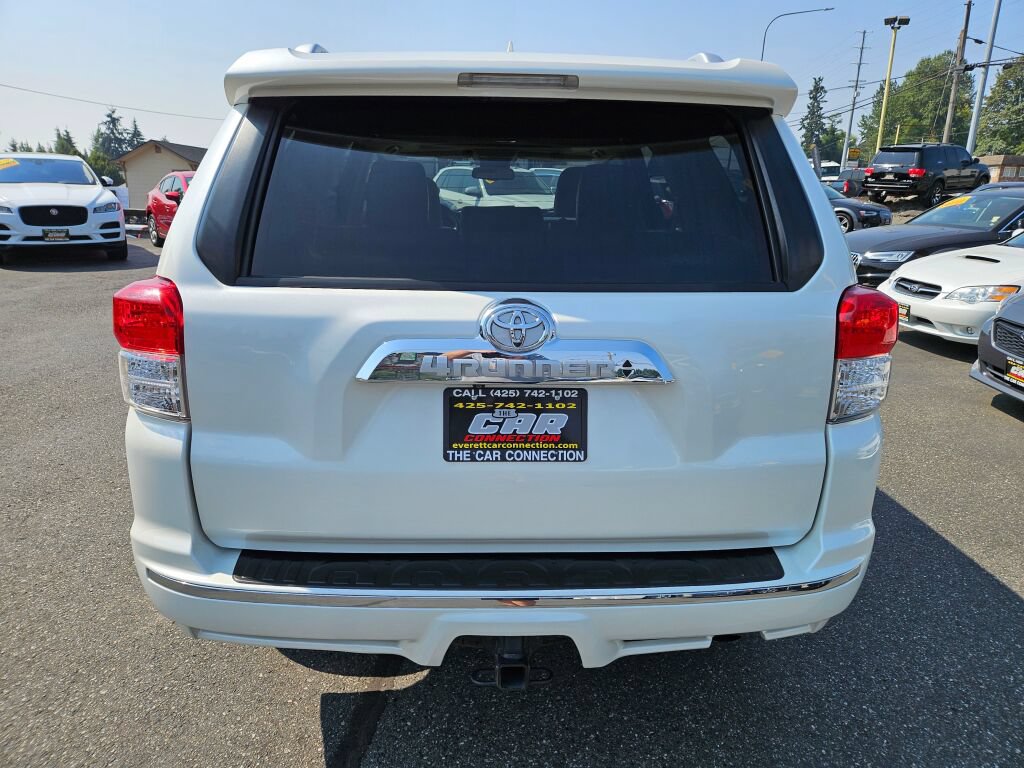 Used 2012 Toyota 4Runner Limited AWD/4WD image 6