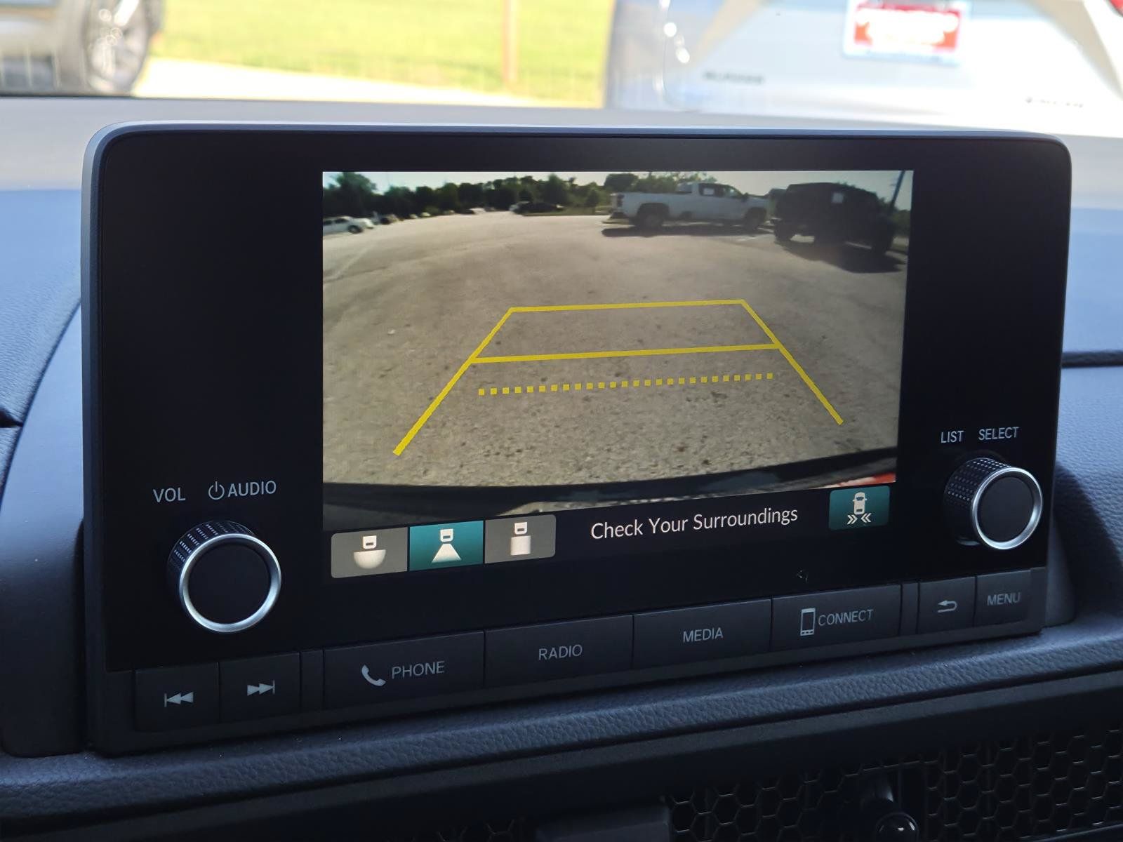 Used 2025 Honda CR-V EX image 16