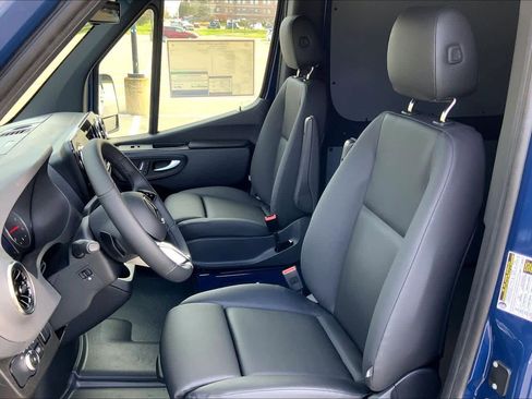 New 2026 Mercedes-Benz Sprinter 2500 image 12