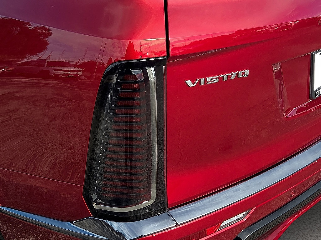 Used 2026 Cadillac Vistiq Platinum w/ LPO, Floor Liner Package AWD/4WD image 9