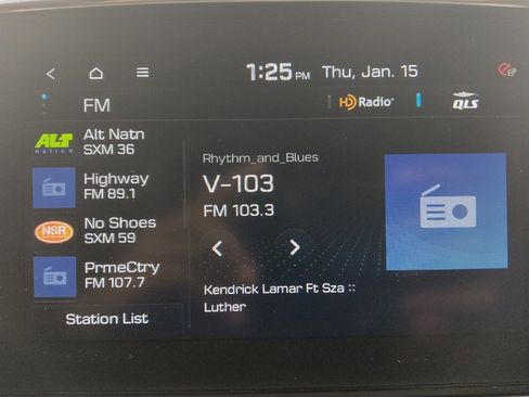 Used 2020 Hyundai Santa Fe Limited image 25