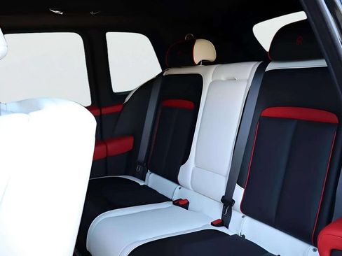 Certified 2026 Rolls-Royce Cullinan AWD/4WD image 14