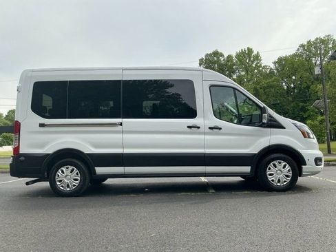 Used 2024 Ford Transit 350 XLT RWD image 4