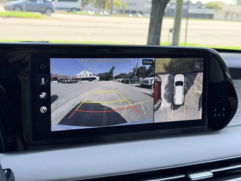 Used 2025 Hyundai Palisade Calligraphy AWD/4WD image 4