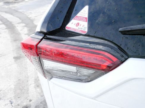 Certified 2025 Toyota RAV4 LE image 17