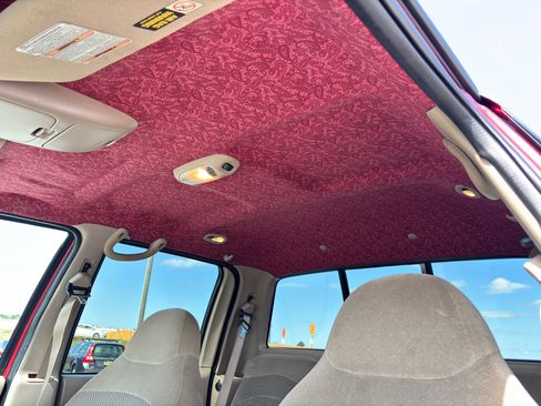 Used 2001 Ford F150 XLT image 17