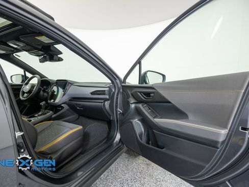 Used 2025 Subaru Crosstrek 2.5i Sport w/ Crosstrek Mirror Package AWD/4WD image 37