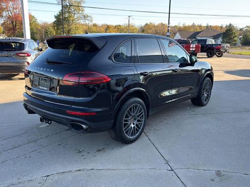 Used 2018 Porsche Cayenne Platinum Edition w/ Premium Package Plus image 5