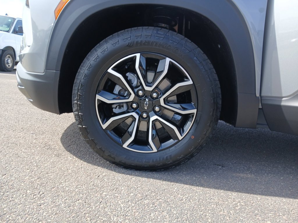 New 2026 Chevrolet TrailBlazer ACTIV AWD/4WD image 26