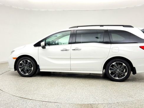 Used 2023 Honda Odyssey Elite image 8